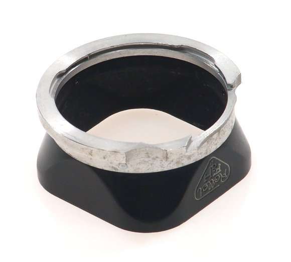 ROLLEI RII CAMERA LENS HOOD SHADE CASED ROLLEIFLEX NICE