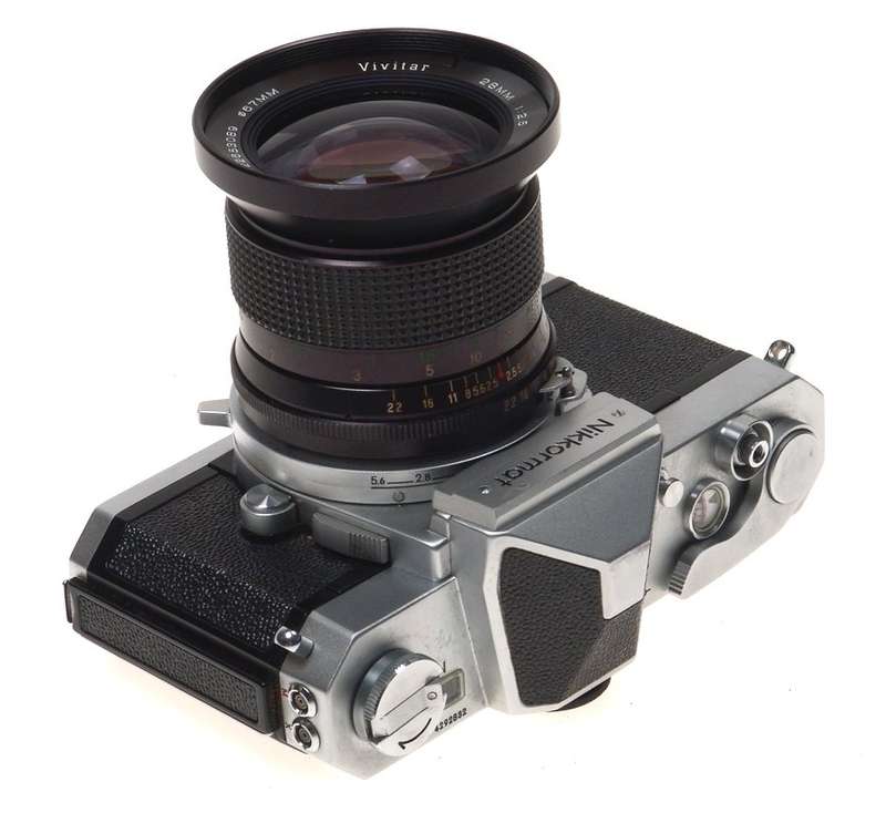 NIKKORMAT SLR AUTO WIDE ANGLE 2.5/28 VIVITAR LENS CASE