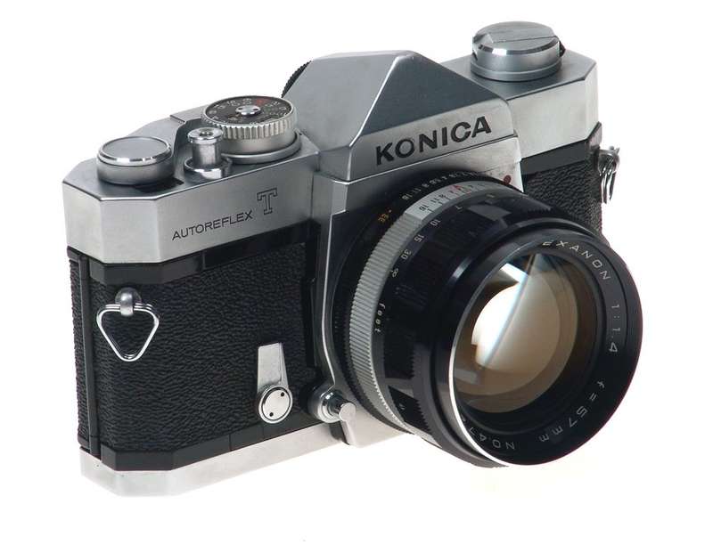 KONICA SLR AUTOREFLEX T CAMERA 1.4 HEXANON f=57 LENS NR