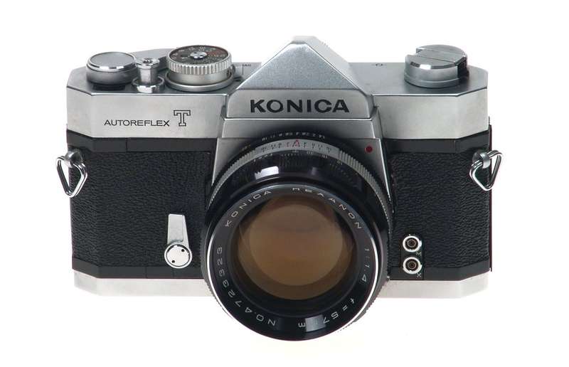 KONICA SLR AUTOREFLEX T CAMERA 1.4 HEXANON f=57 LENS NR
