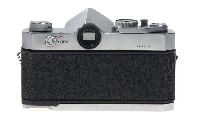 KONICA SLR AUTOREFLEX T CAMERA 1.4 HEXANON f=57 LENS NR