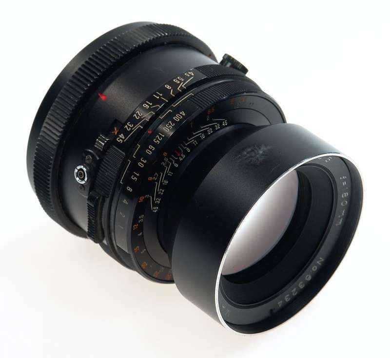 MAMIYA-SEKOR RB67 f=180mm CAMERA LENS 4.5/180 CAPS HOOD