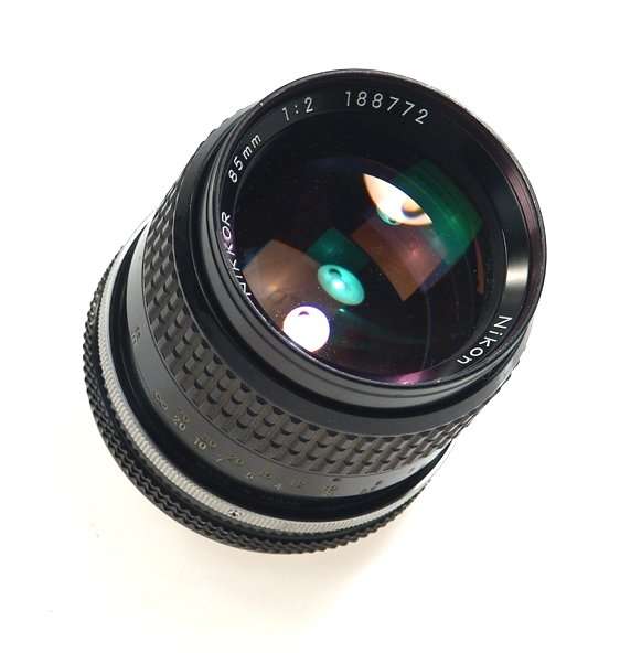 NIKON BLACK F PHOTOMIC HEAD CAMERA NIKKOR 2/85 LENS NR