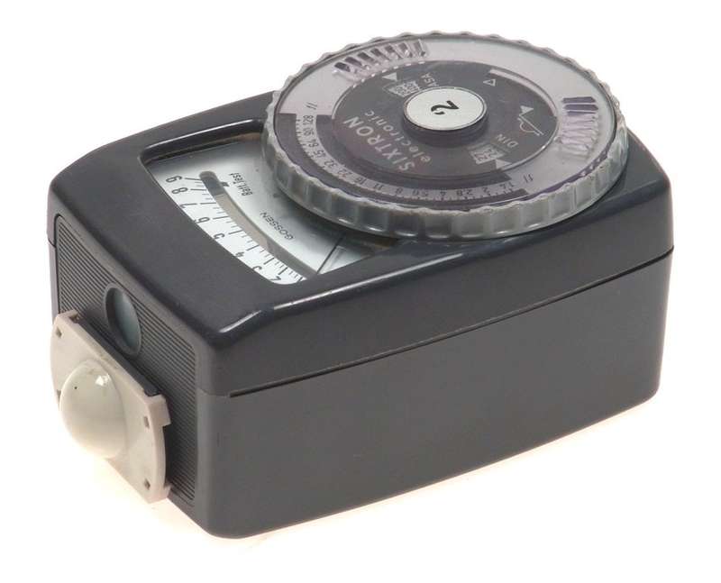 GOSSEN SIXTRON ELECTRONIC LIGHT EXPOSURE METER MANUAL