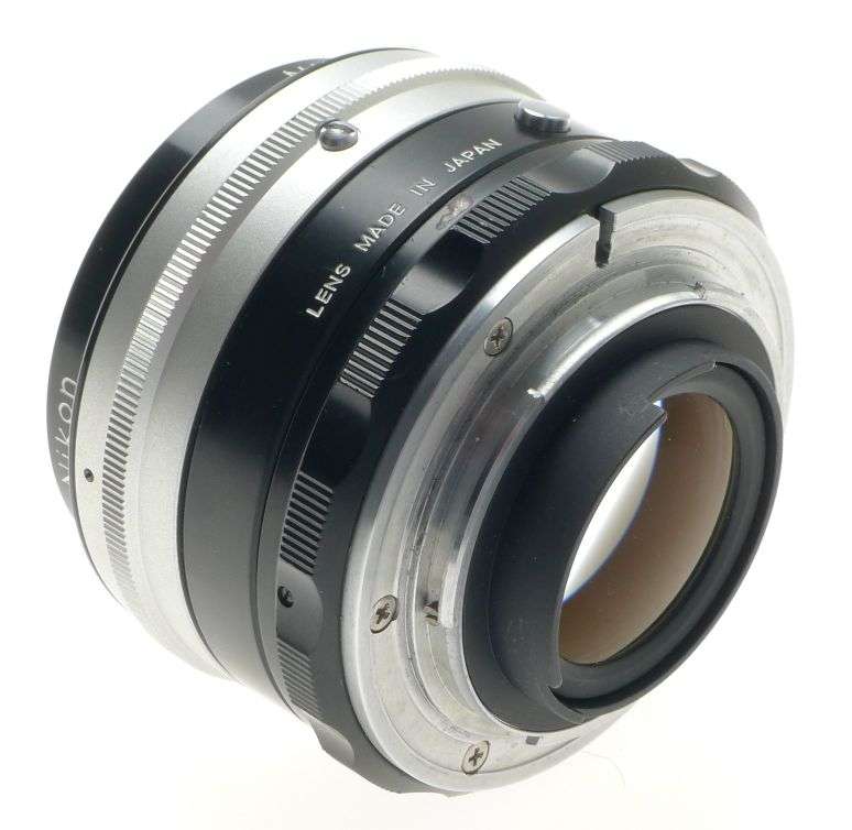 NIKKOR-P AI LENS 1:4 f=105mm CAPS KEEPER MINT RARE FOR USE WITH BELLOWS 4/105mm