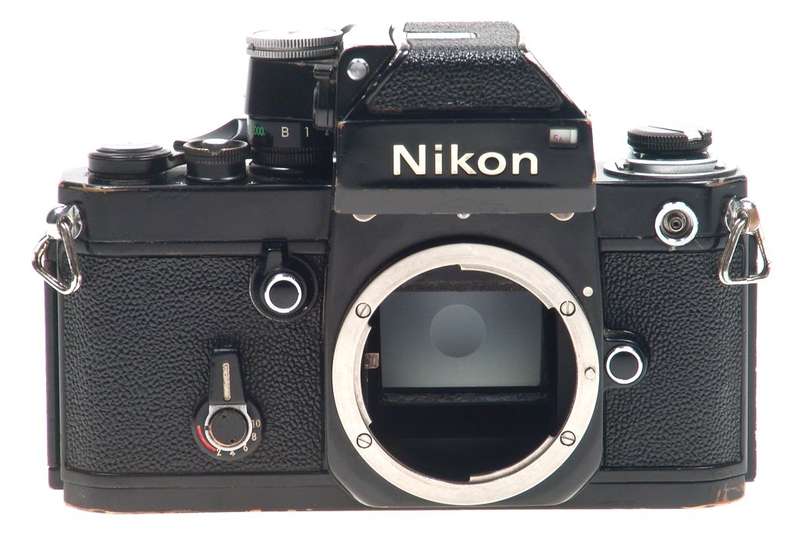 NIKON F2 PHOTOMIC DP-1 PRISM CAMERA 35mm BODY STRAP NR