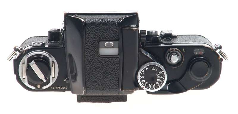NIKON F2 PHOTOMIC DP-1 PRISM CAMERA 35mm BODY STRAP NR