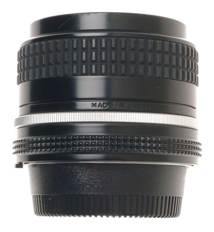 AI NIKON 35mm f/2.8 SLR CAMERA LENS 2.8/35mm FITS DF DIGITAL