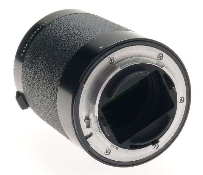 AI-S NIKON 2x TELECONVERTER TC-301 FITS NEW DF SLR DIGITAL CAMERA MINT WITH CAPS