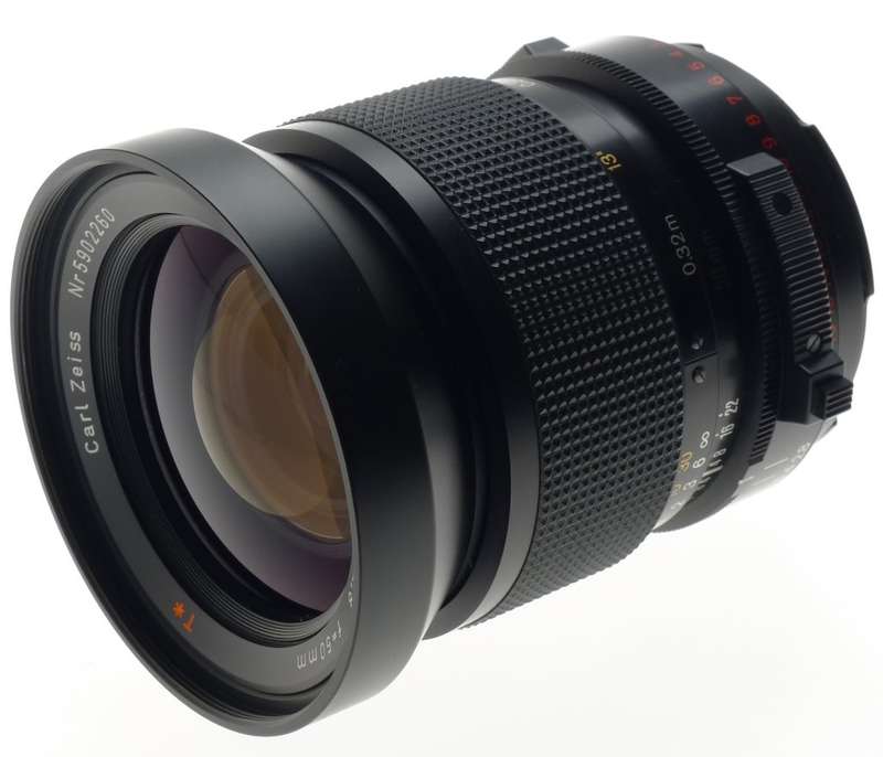HASSELBLAD 2000FC LENS DISTAGON 2.8/50mm F f=50mm T* ZEISS CAPS HOOD FILTER MINT