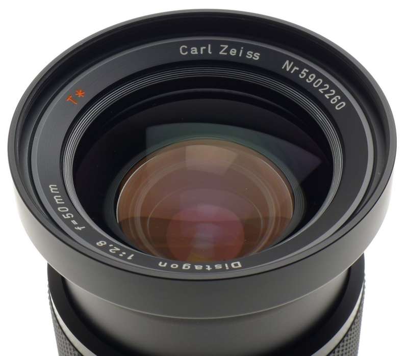 HASSELBLAD 2000FC LENS DISTAGON 2.8/50mm F f=50mm T* ZEISS CAPS HOOD FILTER MINT