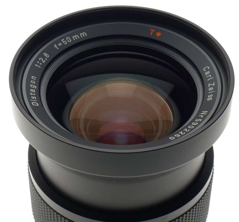 HASSELBLAD 2000FC LENS DISTAGON 2.8/50mm F f=50mm T* ZEISS CAPS HOOD FILTER MINT