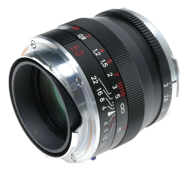 Leica M camera lens Zeiss Planar 2/50mm ZM T Excellent condition caps