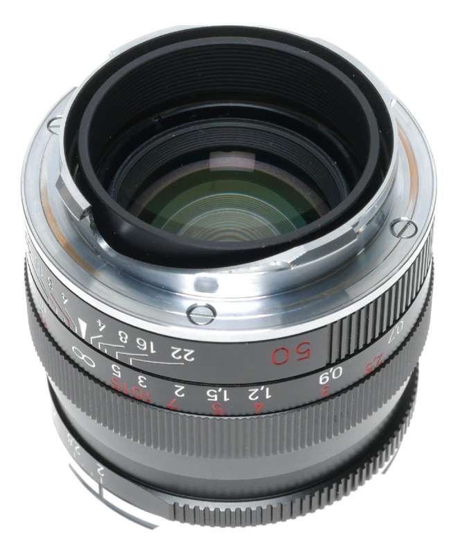 Leica M camera lens Zeiss Planar 2/50mm ZM T Excellent condition caps