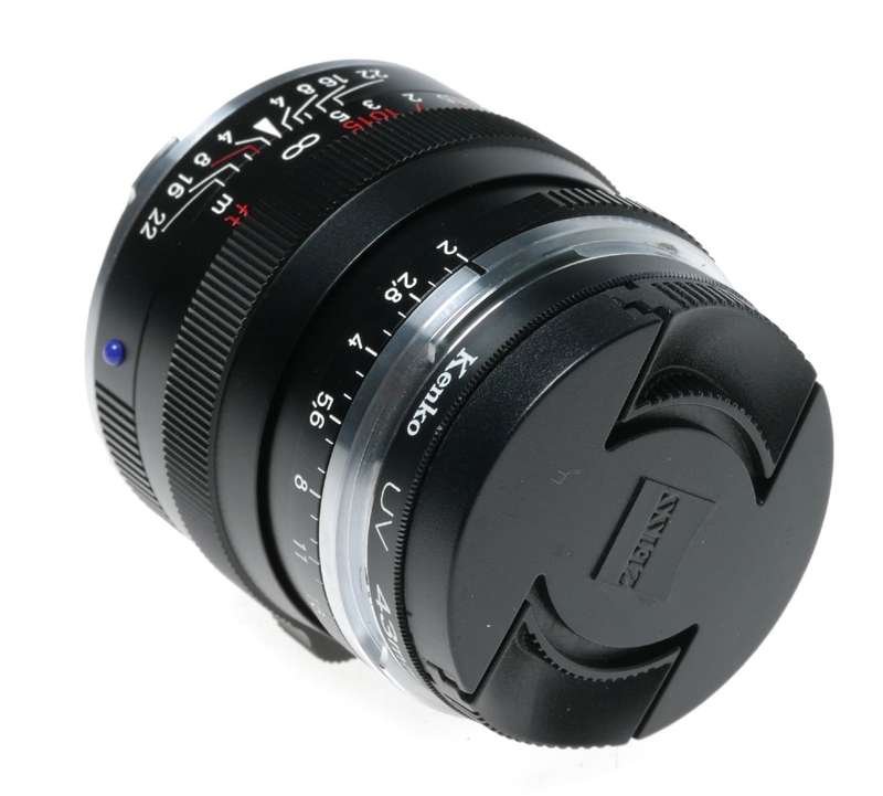 Leica M camera lens Zeiss Planar 2/50mm ZM T Excellent condition caps
