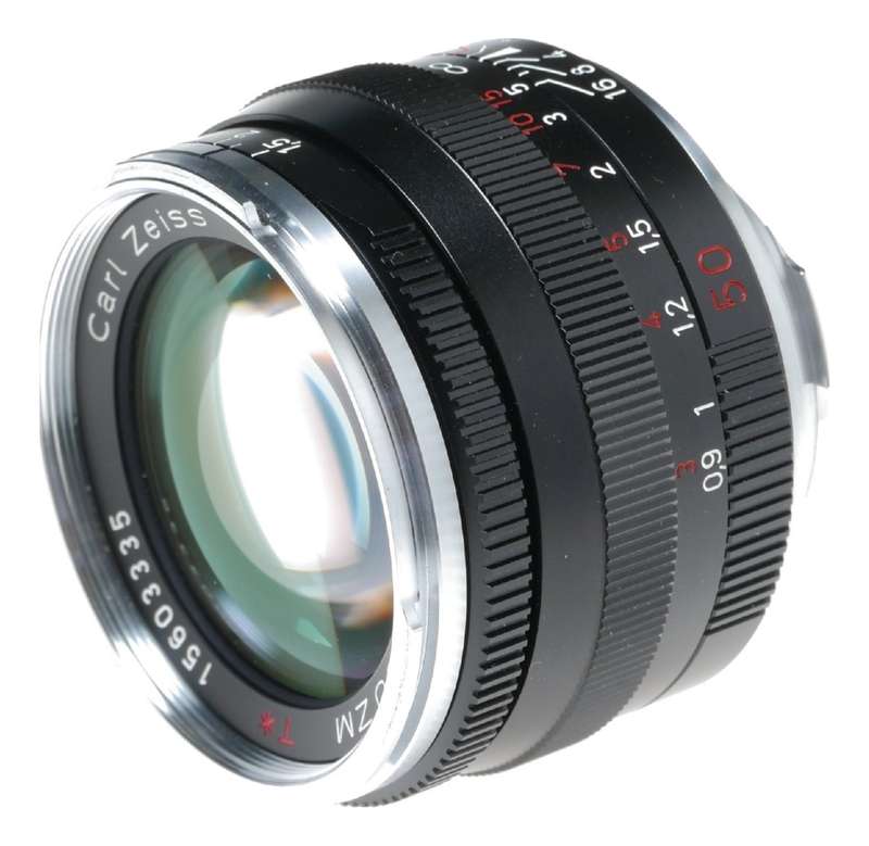 C Sonnar T 1.5/50 mm ZM Zeiss lens with Leica M mount f1.5 fast