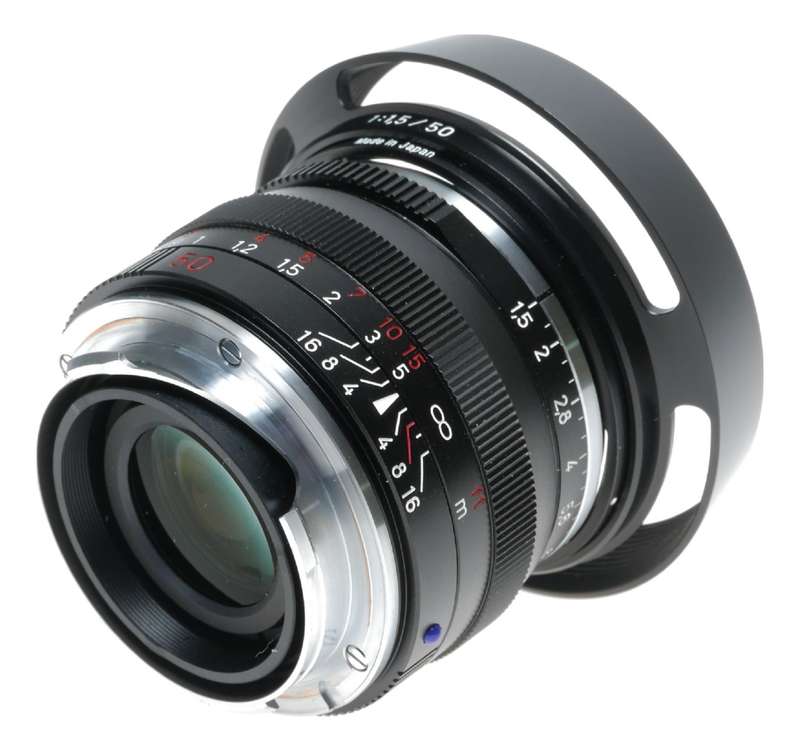 C Sonnar T 1.5/50 mm ZM Zeiss lens with Leica M mount f1.5 fast