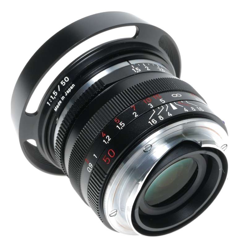 C Sonnar T 1.5/50 mm ZM Zeiss lens with Leica M mount f1.5 fast