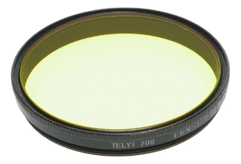 Ernst Leitz Wetzlar 1 Telyt 200 Yellow screw in filter with box