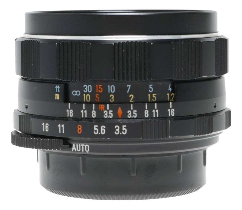 Asahi Super-Takumar 1:3.5/35 screw mount f=35mm wide angle lens f/3.5