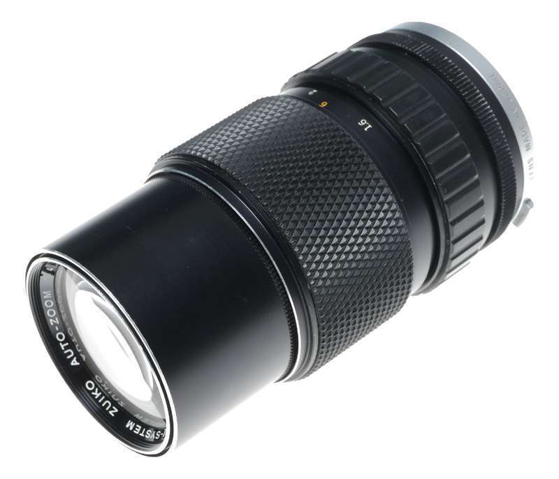Olympus OM-System Zuiko MC Auto-Zoom 1:4 f=75-150mm vintage camera lens