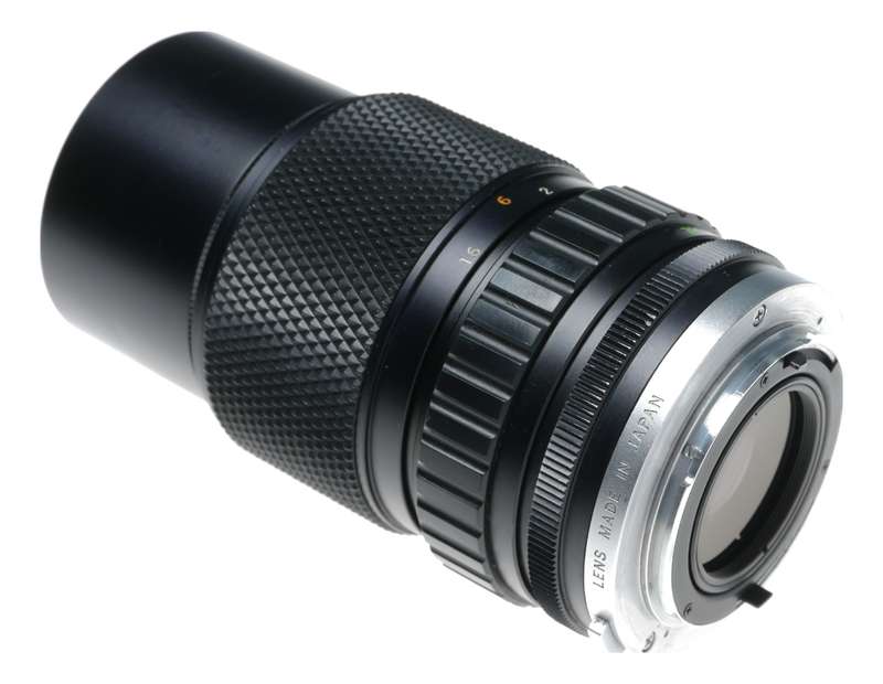 Olympus OM-System Zuiko MC Auto-Zoom 1:4 f=75-150mm vintage camera lens