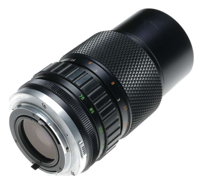 Olympus OM-System Zuiko MC Auto-Zoom 1:4 f=75-150mm vintage camera lens