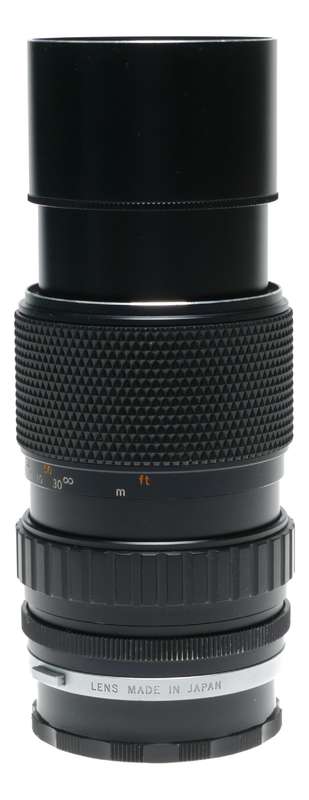 Olympus OM-System Zuiko MC Auto-Zoom 1:4 f=75-150mm vintage camera lens