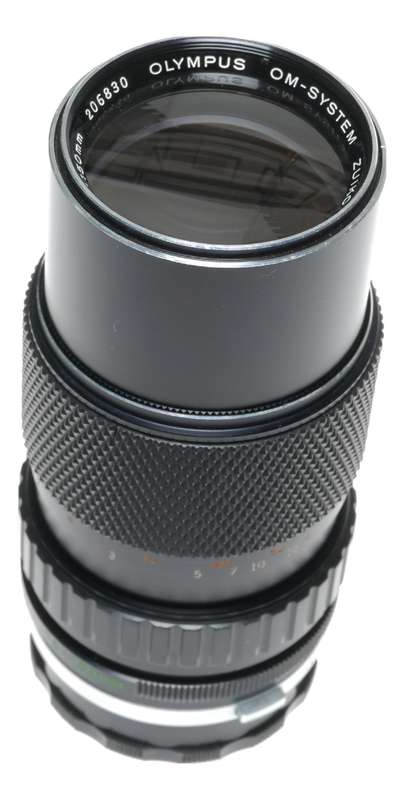 Olympus OM-System Zuiko MC Auto-Zoom 1:4 f=75-150mm vintage camera lens