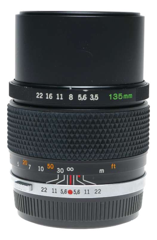 Olympus 3.5/135mm OM-System Zuiko Auto T f/3.5 f=135mm vintage SLR lens
