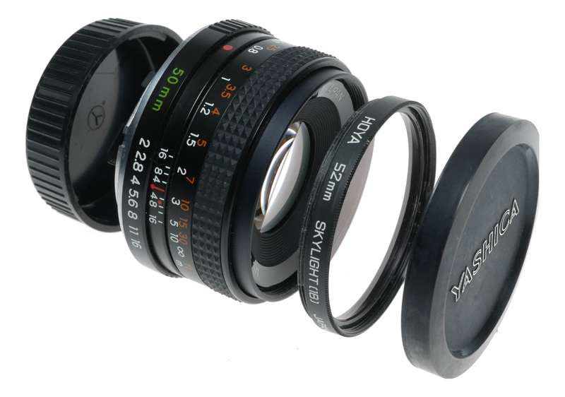 Yashica lens ML 50mm 1:2 SLR vintage lens 2/50 f/2 caps and filter clean