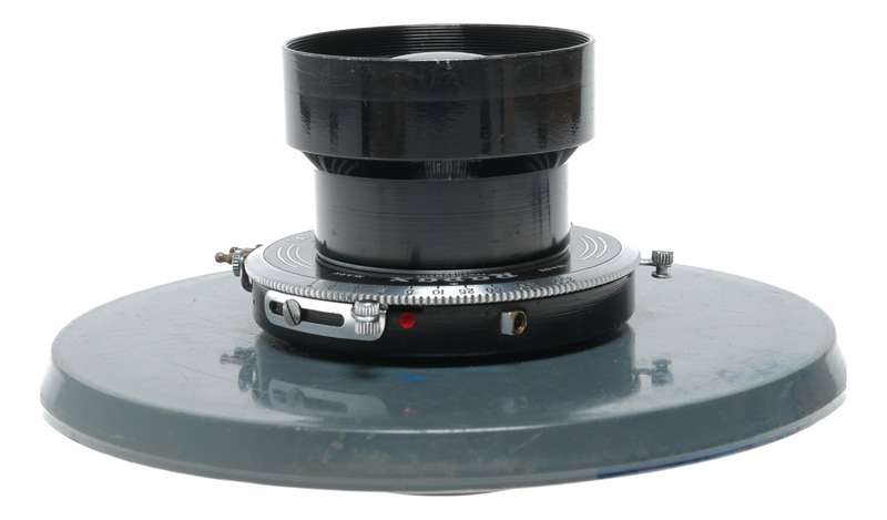 Raptar Telephoto Wollensak 10 inch f/5.6 lens with shutter and board