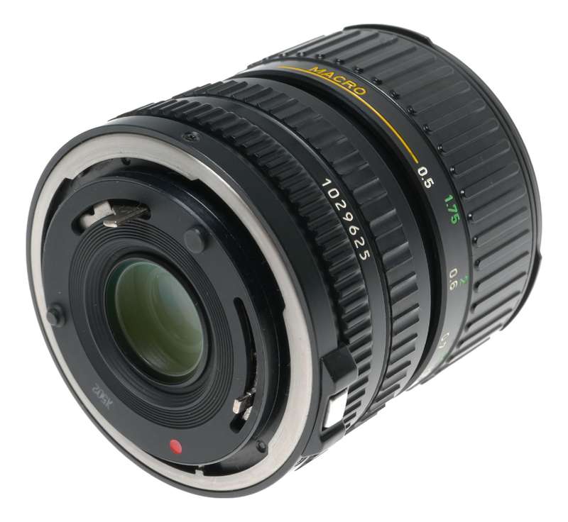 Canon Zoom Lens FD 35-70mm 1:3.5-4.5 Macro vintage SLR camera lens