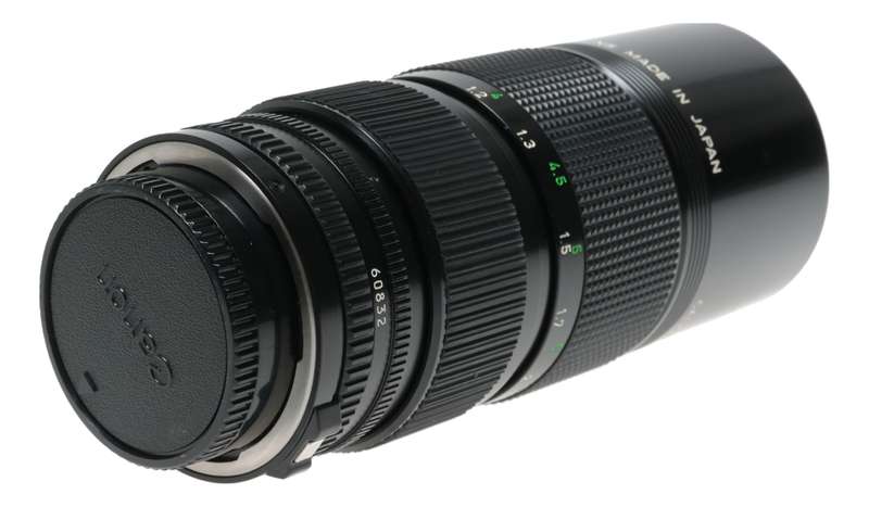 Canon Zoom Lens FD 80-200mm 1:4 vintage 35mm film camera lens