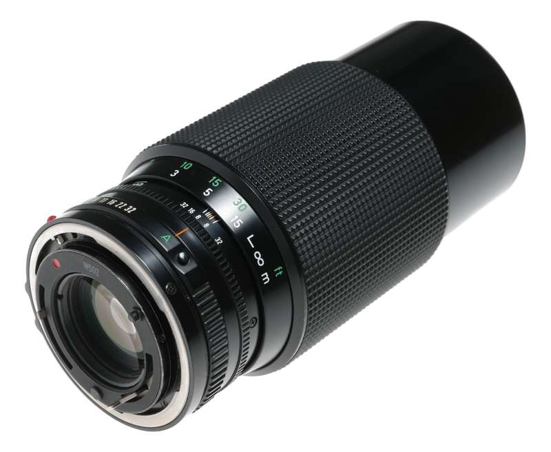 Canon Zoom Lens FD 70-210mm 1:4 antique SLR 35mm film camera lens