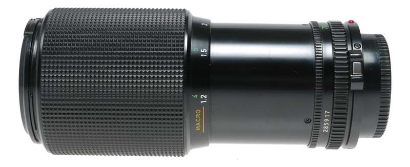 Canon Zoom Lens FD 70-210mm 1:4 antique SLR 35mm film camera lens