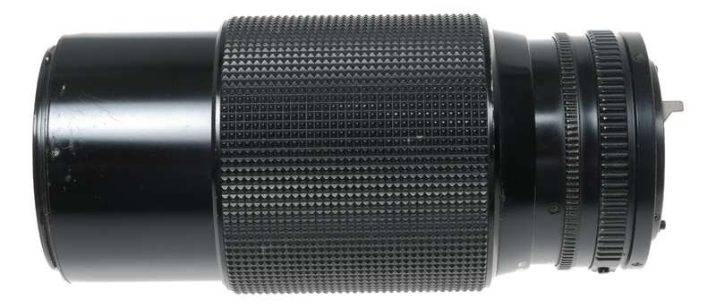 Canon Zoom Lens FD 70-210mm 1:4 antique SLR 35mm film camera lens used