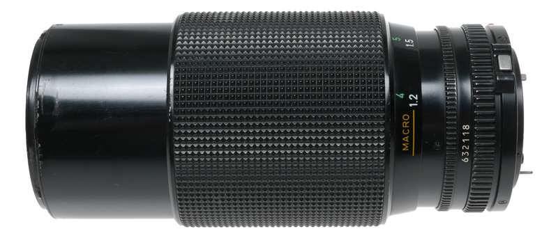 Canon Zoom Lens FD 70-210mm 1:4 antique SLR 35mm film camera lens used