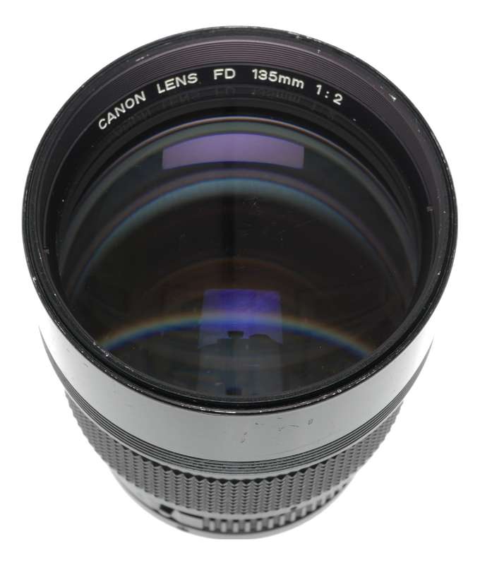 Canon Lens FD 135mm 1:2 vintage SLR tele lens 35mm film camera 2/135