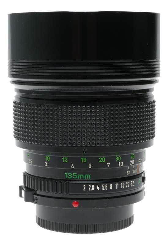 Canon Lens FD 135mm 1:2 vintage SLR tele lens 35mm film camera 2/135 filter