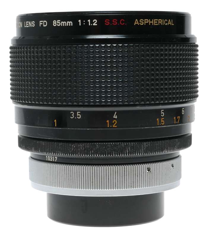 Canon Lens FD 85mm 1:1.2 ASPHERICAL vintage SLR film camera lens 1.2/85