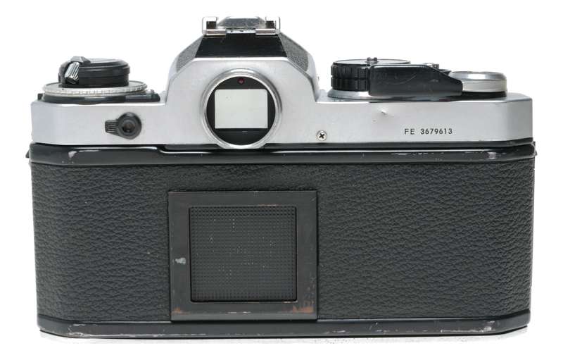Nikkor 50mm 1.2 fast lens 1.2/50 lens just serviced Nikon FE SLR camera