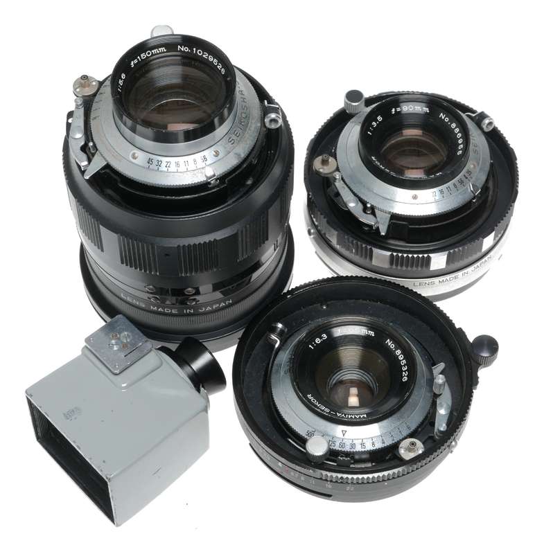 Mamiya Universal Press film Camera set 3 lenses 3 backs viewfinder vintage set
