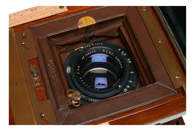 Adams and Co. Minex Reflex Rare Ross Xpres 6 inch F4.5 Tropical camera