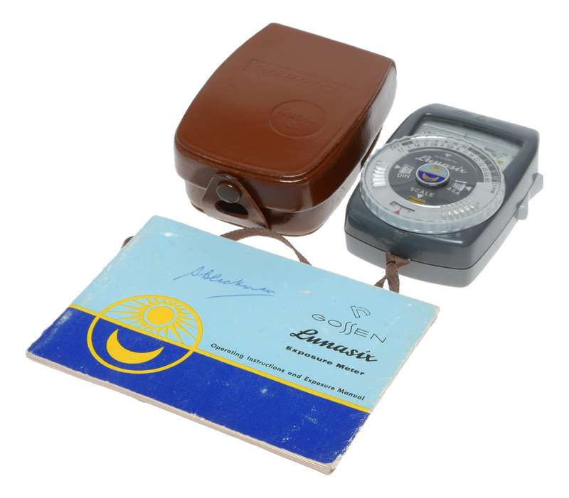 Gossen Lunasix Exposure meter set with leather case strap and manual