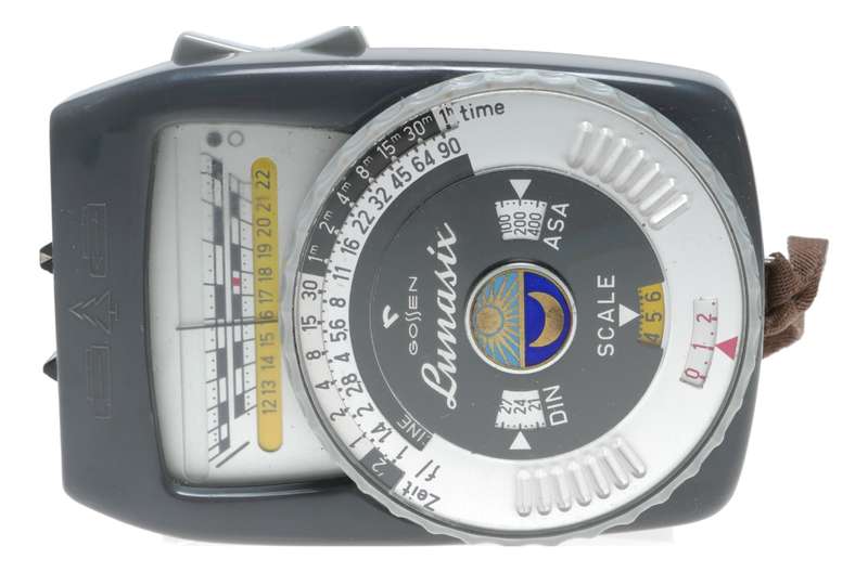Gossen Lunasix Exposure meter set with leather case strap and manual