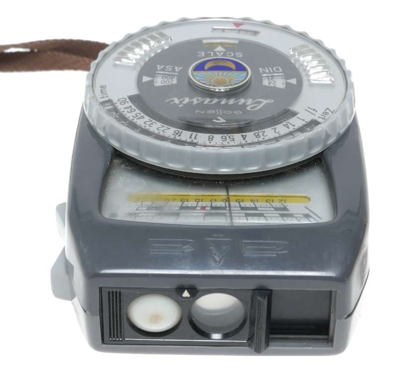 Gossen Lunasix Exposure meter set with leather case strap and manual