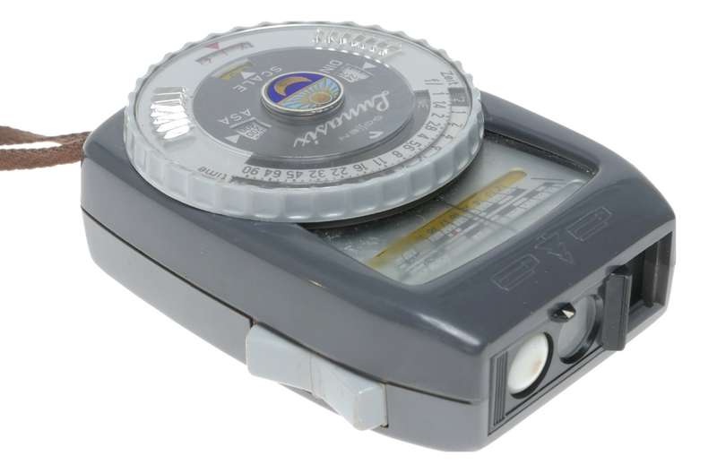 Gossen Lunasix Exposure meter set with leather case strap and manual