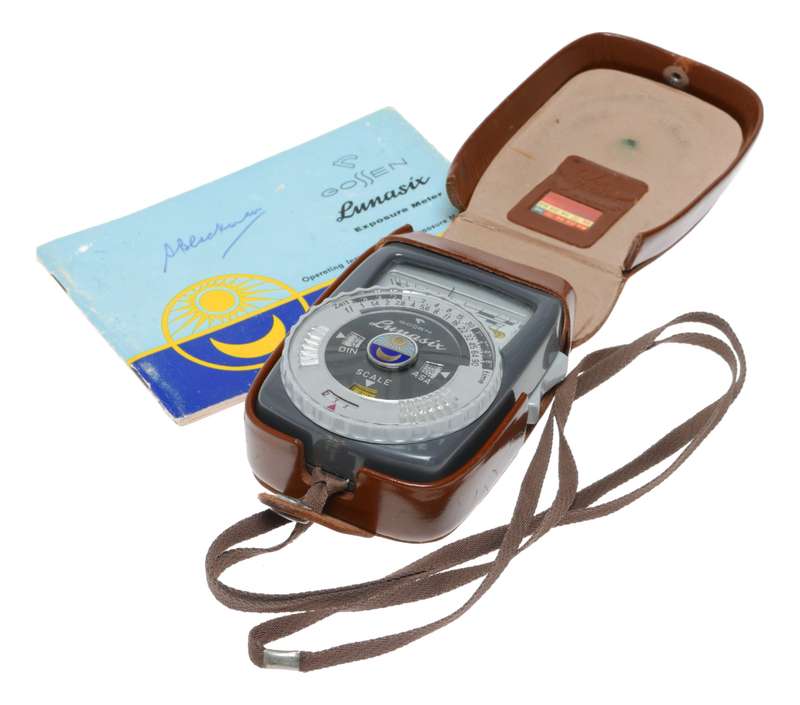 Gossen Lunasix Exposure meter set with leather case strap and manual