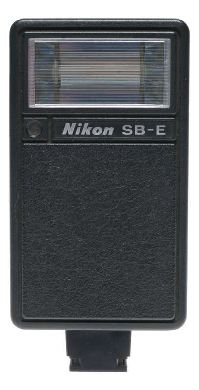 Nikon SB-E camera flash accessory attachment in cold shu film camera 35mm